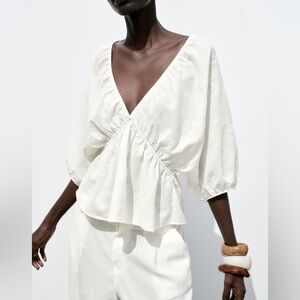 ZARA Jacquard Floral Embroidered White Top Size S